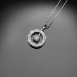 NECKLACE WITH DIAMONDS DN 07